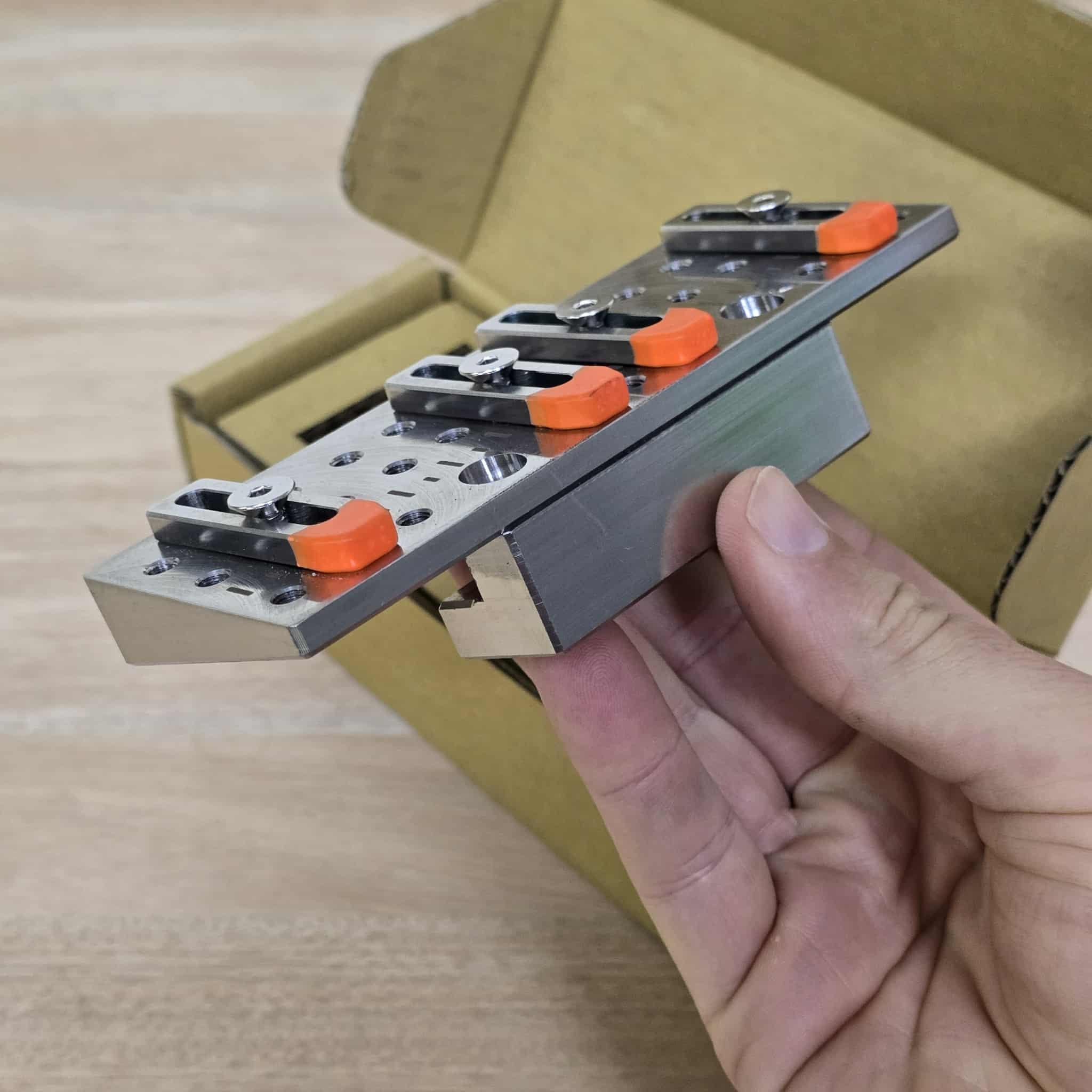Scissor & Chisel Attachment for the Jende JIGS - DEMO