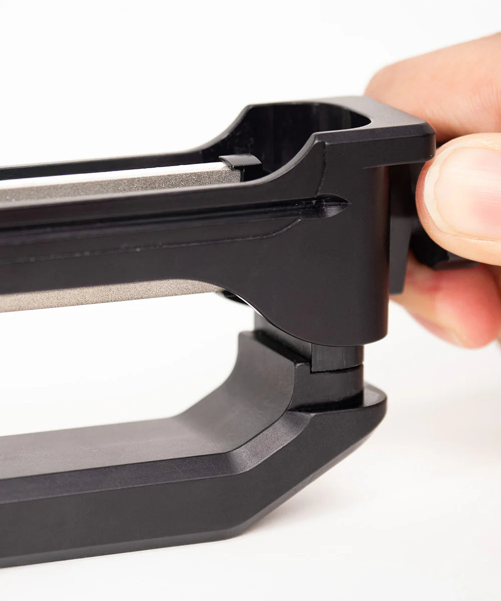 Wicked Edge Venture Pro Portable Knife Sharpener - Zanvak Edition (WE26)